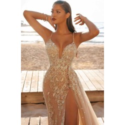 Modern Spaghetti Side Split Tulle Beach Wedding Dress